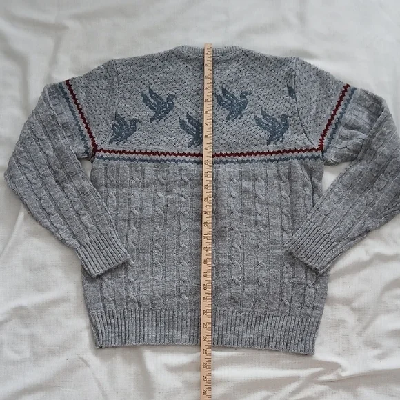 Men's Gray Crewneck Sweater with Duck Design - Picture 5 of 6
